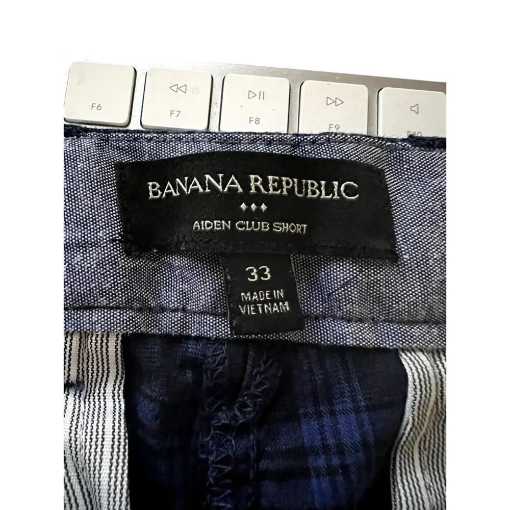 Banana Republic Aiden Club Shorts Men's Size 33 Blue Black Plaid Excellent very